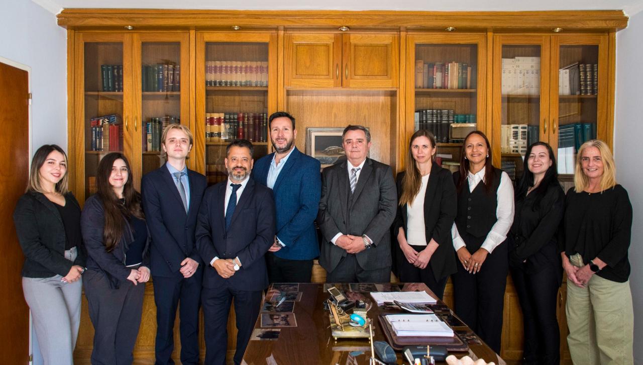 b6978da0-1703-47f3-bbaf-4f4f848da967